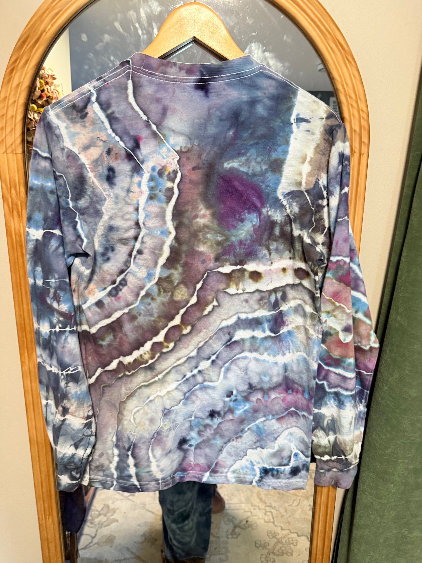 Smal adult long sleeve t shirt