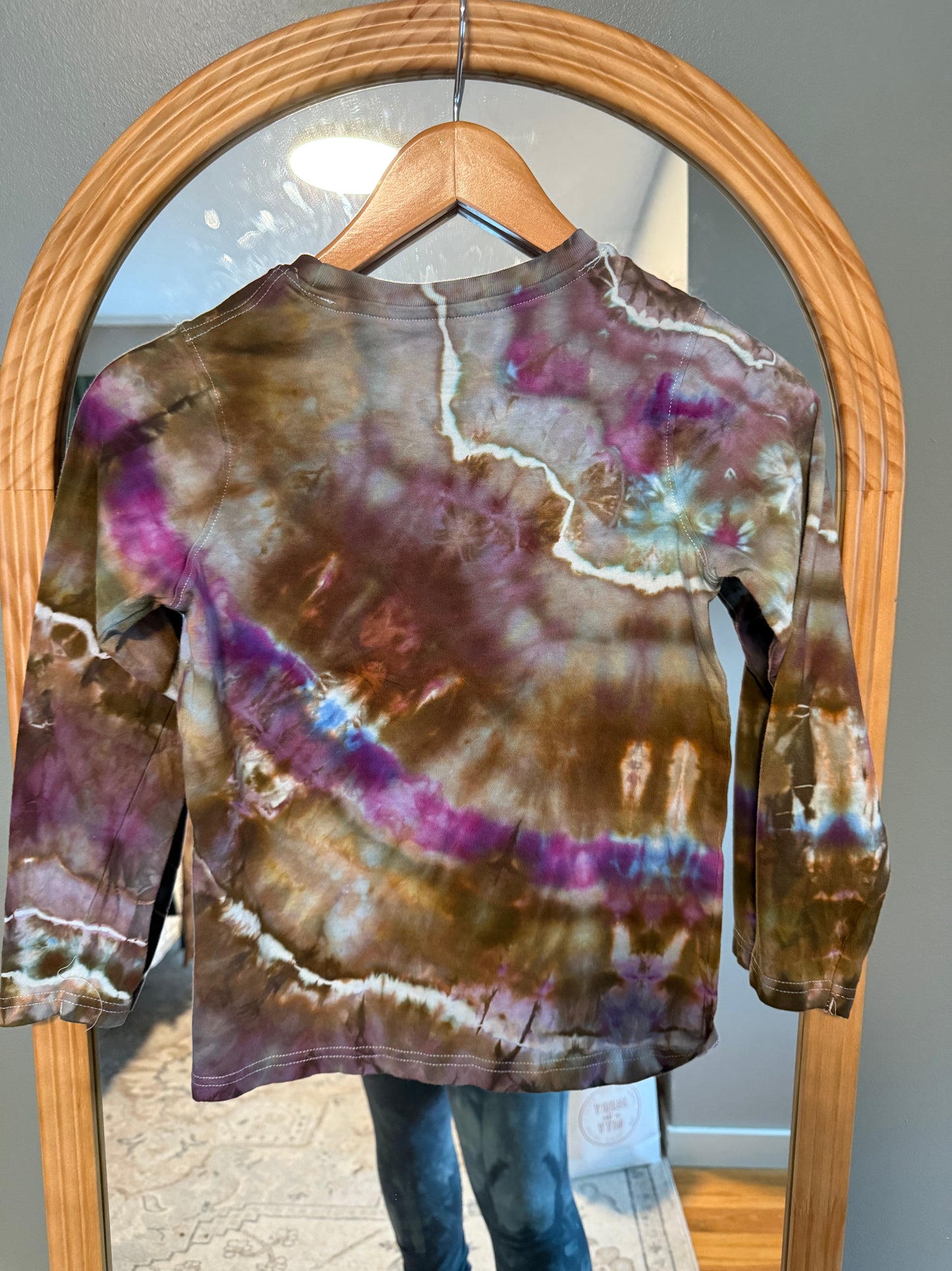 Youth medium long sleeve