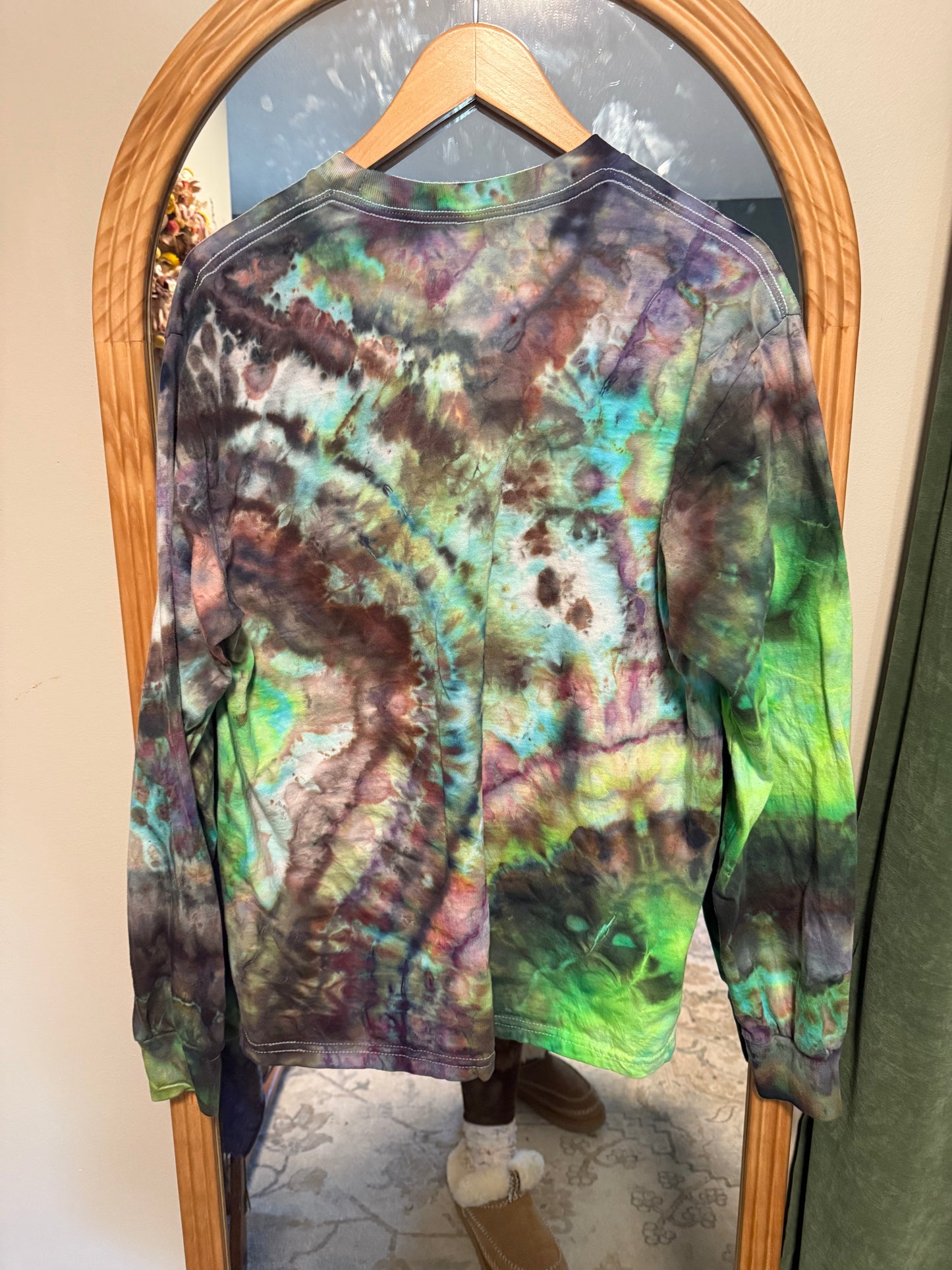 Large long sleeve tshirt